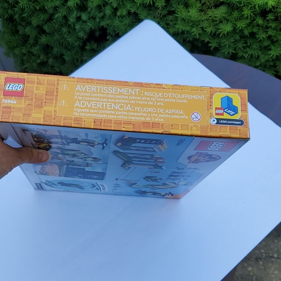 Lego Jurassic World T Rex Dinosaur Breakout 76944 - 140 Pcs New in Box RETIRED - Picture 5 of 8